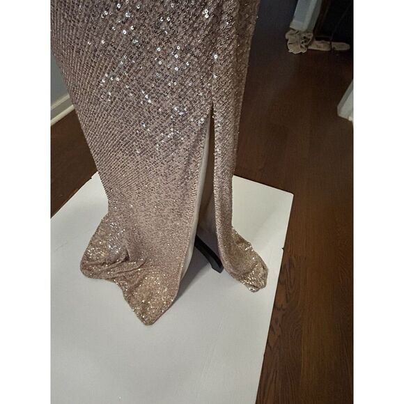 Elizabeth K Rose Gold Sequin Backless‎ Gown, Size M. Prom Formal - Picture 3 of 8
